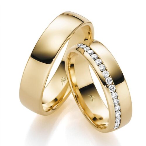 Trauringe 750 Gelbgold mattiert 17 Brillanten