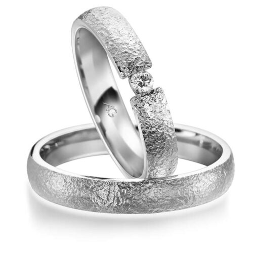 Gehämmert Weißgold 1 Brillant 0,06ct