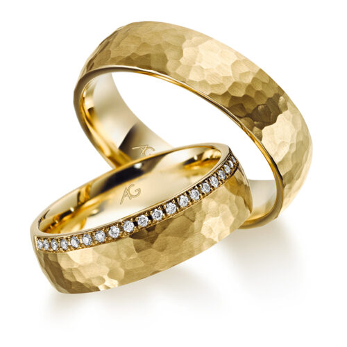 Gold Gehämmert 20 Brillanten 0,20ct