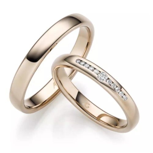 Klassische Trauringe Haselnuss 750/-