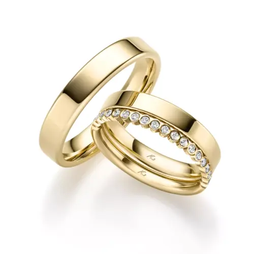 Trauringe Triset in 750/- Gelbgold