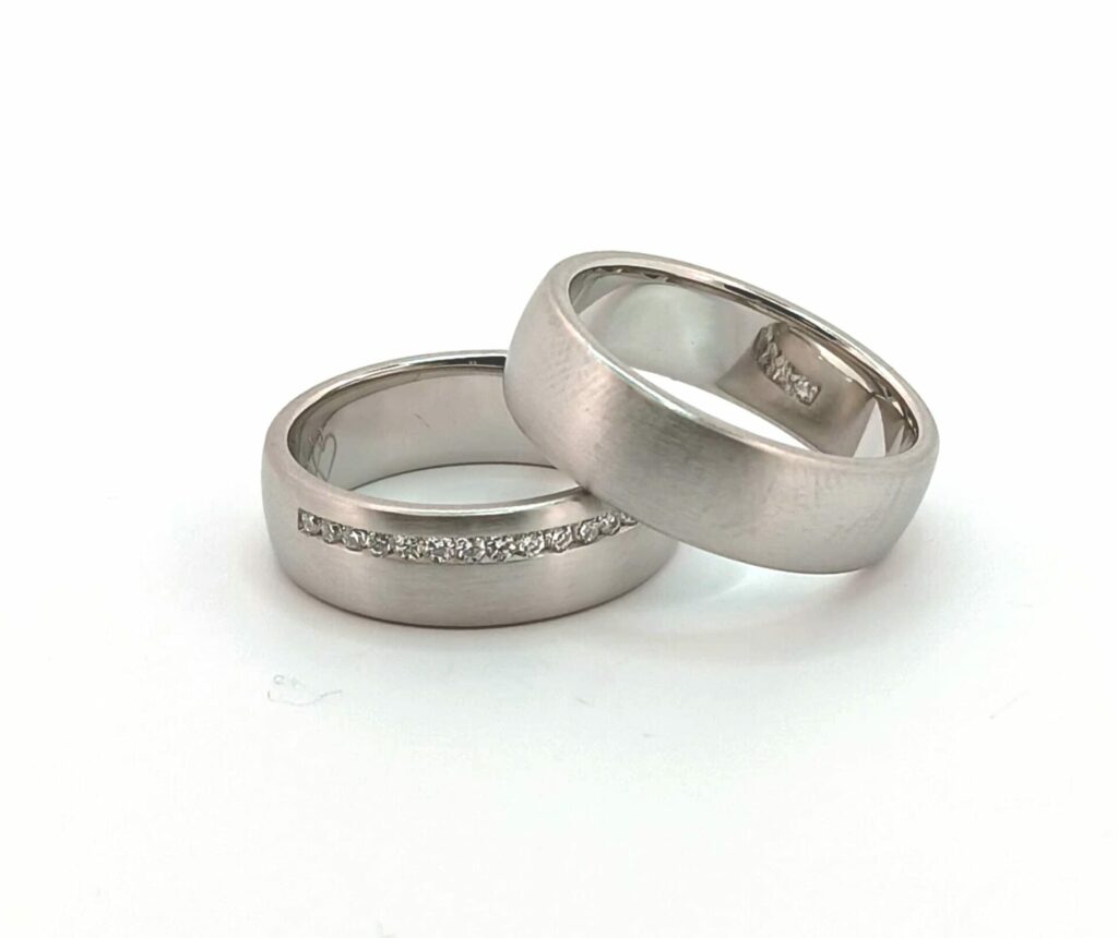 Individuelle Platin- Eheringe