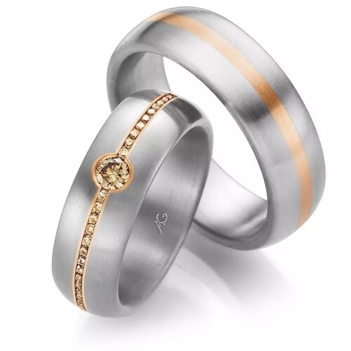 Trauringpaar Bicolor Rotgold Weißgold, breit, matt, 31 Brillanten champagnerfarben, gesamt 0,29 ct., Hersteller August Gerstner, Artikelnummer 28567