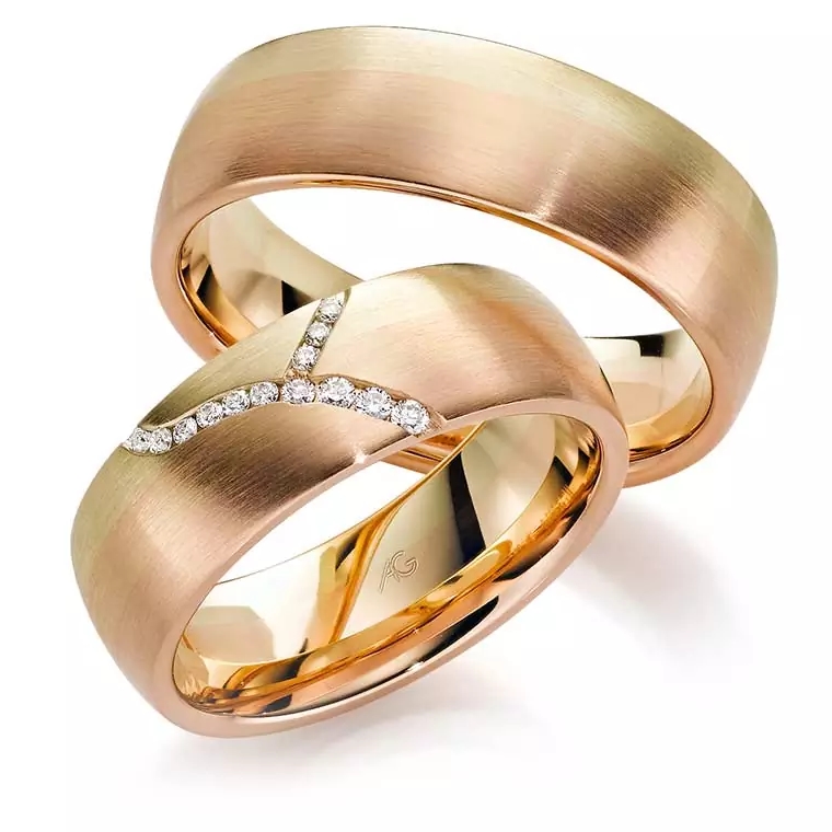 Morgenröte 28603 Trauringpaar mit Farbverlauf Weißgold Gelbgold, 13 Brillanten, gesamt 0,083 ct., Oberfläche gebürstet, Hersteller August Gerstner, Artikelnummer 28603